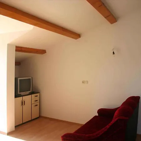 One-bedroom In Barbat Iii Apartment *