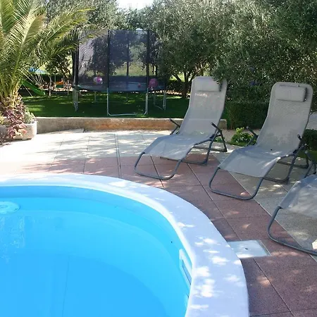 Apartment One-bedroom In Barbat Iii *