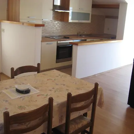 One-bedroom In Barbat Iii *
