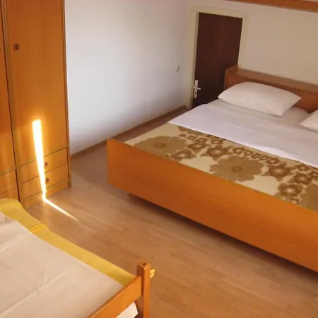 One-bedroom In Barbat Iii * Barbat na Rabu